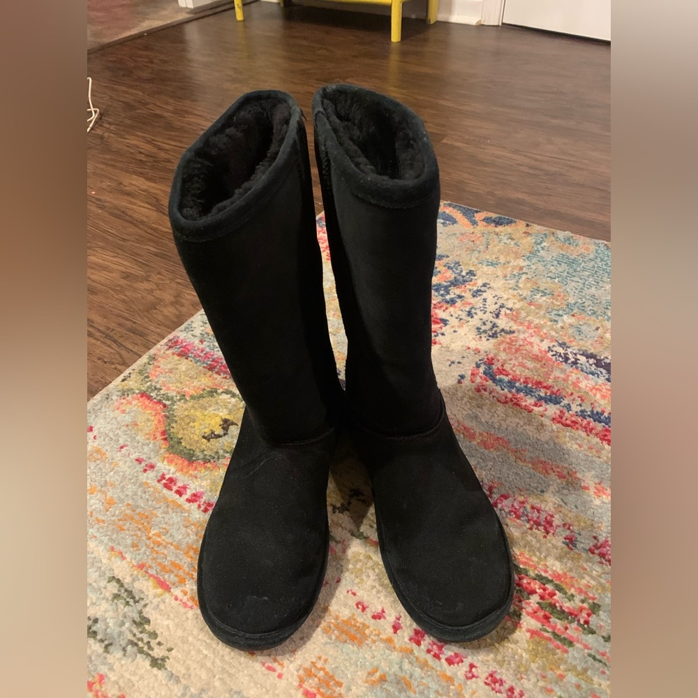 Womens black boots